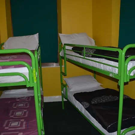 بيت شباب Paddy's Palace دبلن